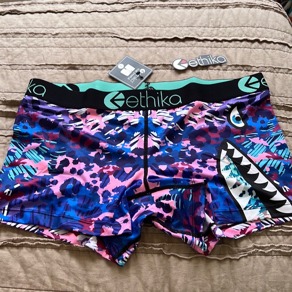 Ethika shorts 🩳